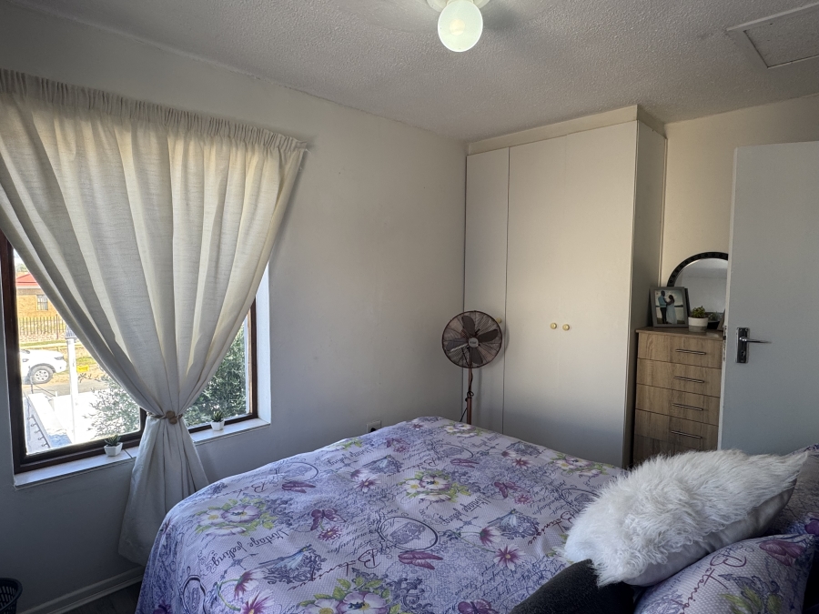 2 Bedroom Property for Sale in Sandbaai Western Cape